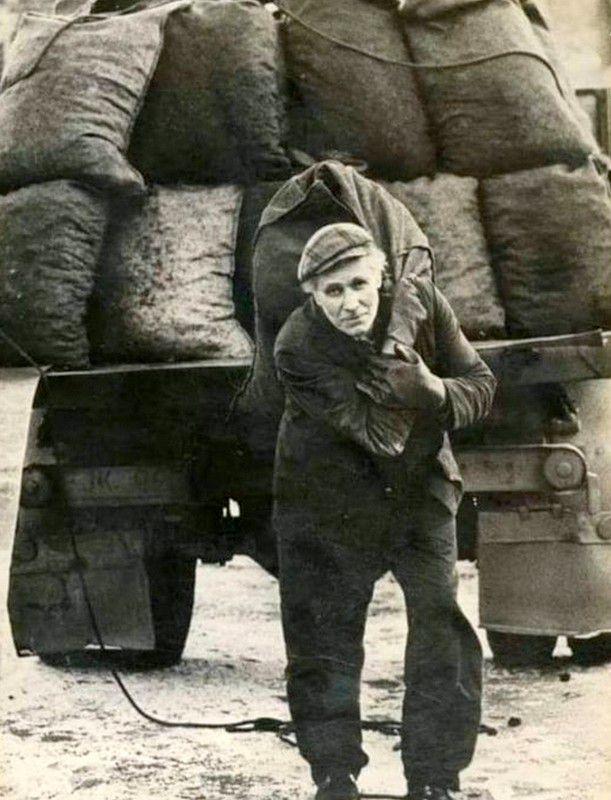 Un métier disparu, le charbonnier.